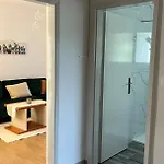 게스트하우스 App&rooms Anica 3*