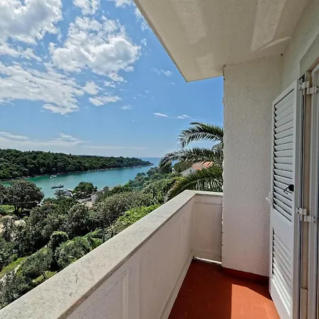 App&rooms Anica בית הארחה