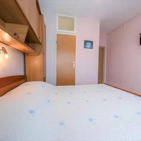 Gæstehus App&rooms Anica Kampor