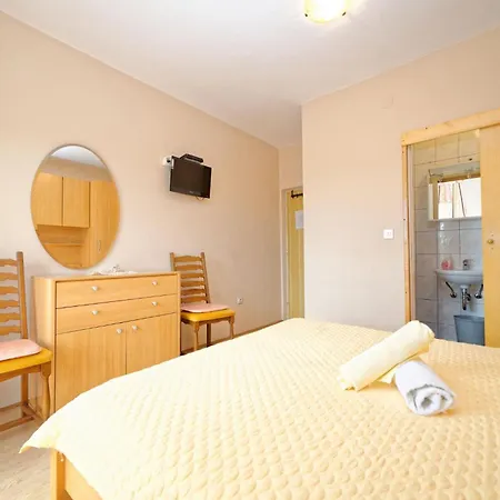 App&rooms Anica Pensjonat Kampor