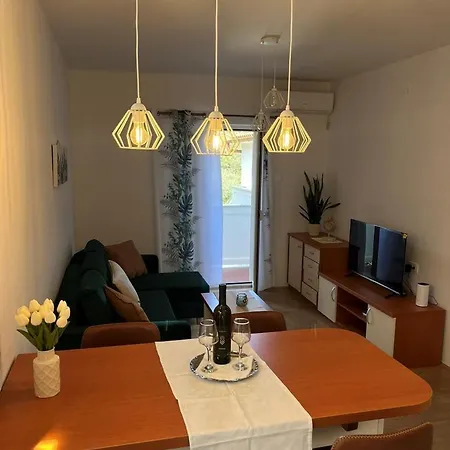 App&rooms Anica 3*
