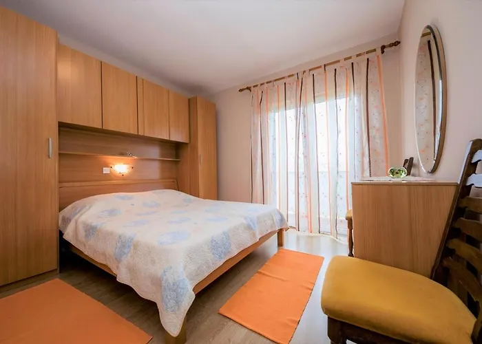App&Rooms Anica Kampor Гостевой дом Кампор