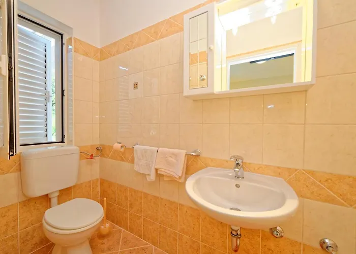 Гостевой дом App&Rooms Anica Kampor