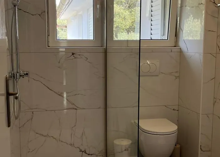Гостевой дом App&Rooms Anica Kampor Кампор