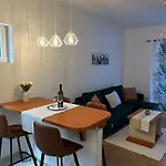 Pensión App&rooms Anica