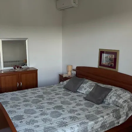 App&Rooms Anica Kampor Guest house