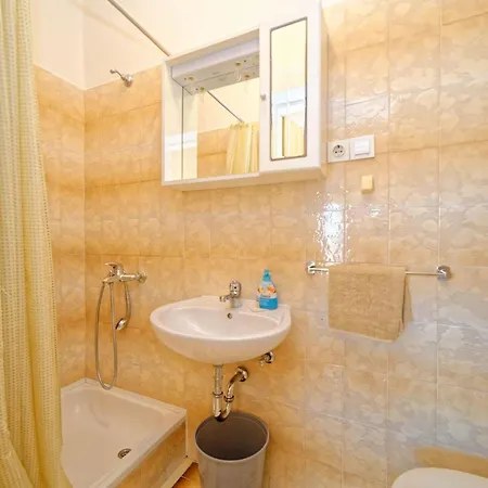 App&rooms Anica Vendégház 3*