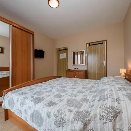 App&rooms Anica Pensjonat Kampor