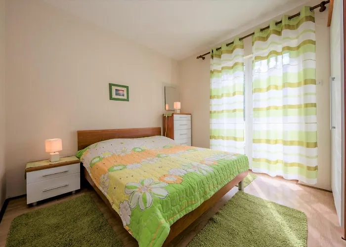 App&rooms Anica 3* Kampor
